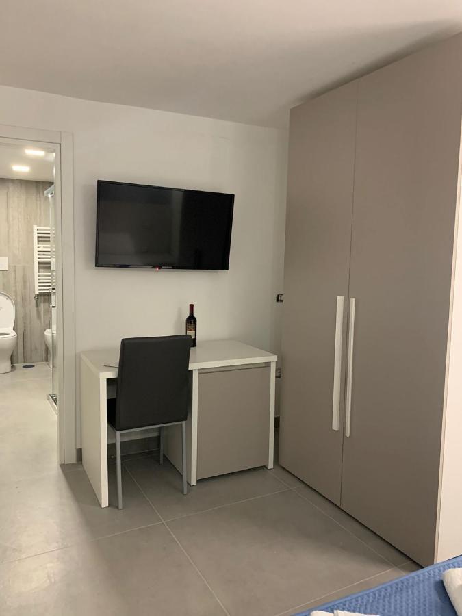 3 Rooms Chiaia Νάπολη Εξωτερικό φωτογραφία