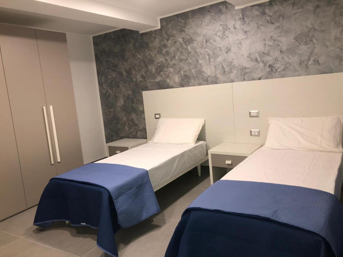 3 Rooms Chiaia Νάπολη Εξωτερικό φωτογραφία